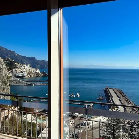 Appartement Panoramico A Due Passi Dal Mare Amalfi